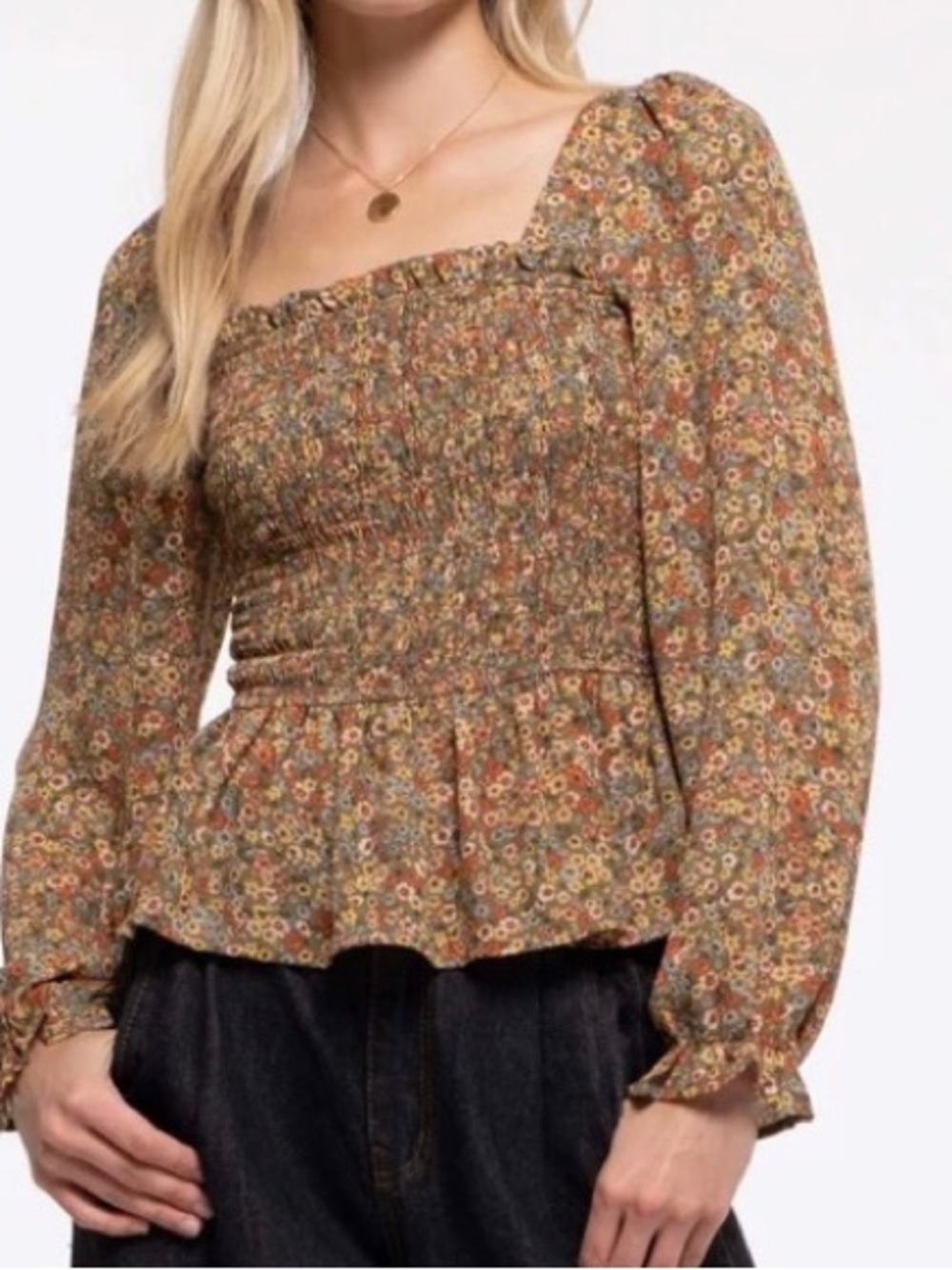 Girl-ish junior Sz S brand top square neckline,criss-cross back straps, floral